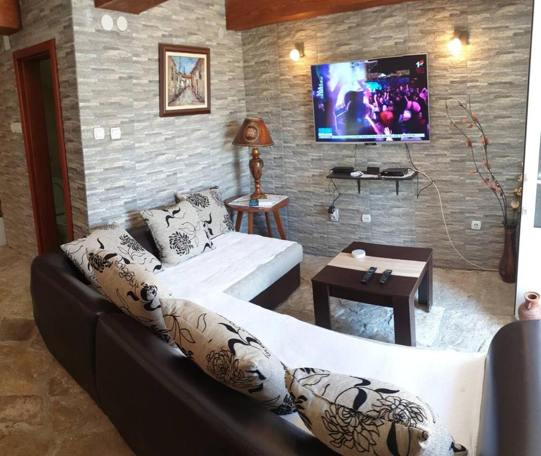 Guest House Maza Kotor Exterior photo