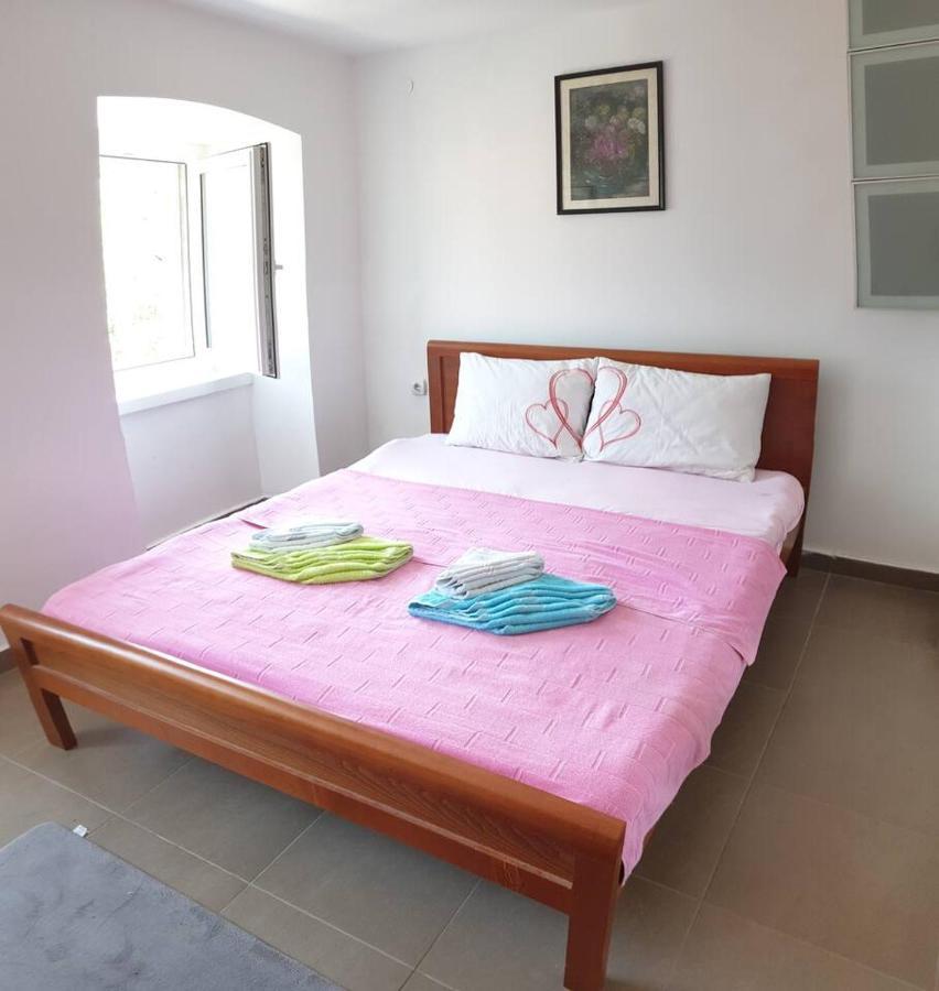 Guest House Maza Kotor Exterior photo